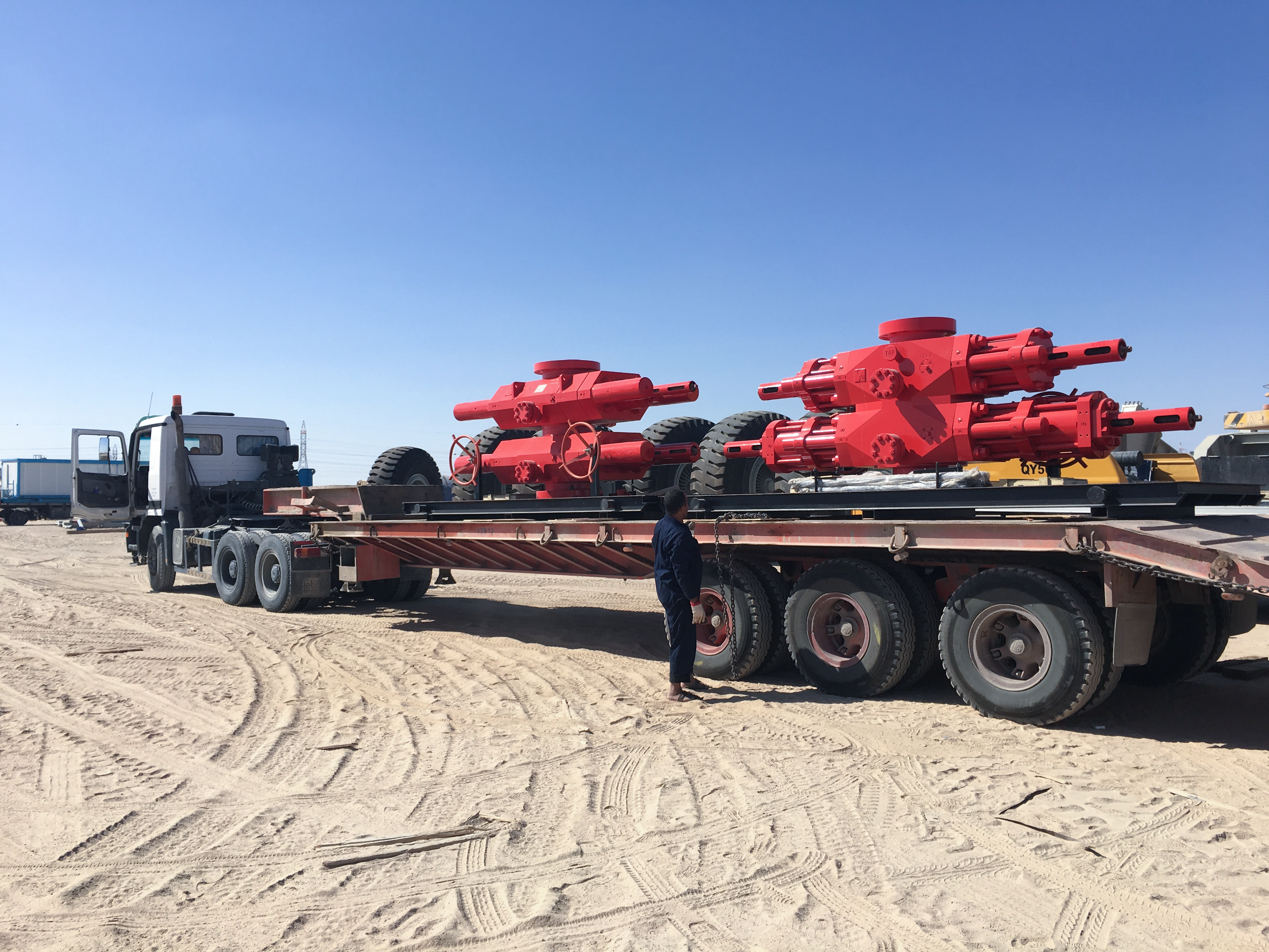 Продукция контроля скважины под давлению 10Kpsi, производственная Компанией Shenkai, успешно вошла в список поставщиков Кувейтской государственной нефтяной компании (Kuwait Oil Company)(图1) Продукция контроля скважины под давлению 10Kpsi, производственная Компанией Shenkai, успешно вошла в список поставщиков Кувейтской государственной нефтяной компании (Kuwait Oil Company)(图1)