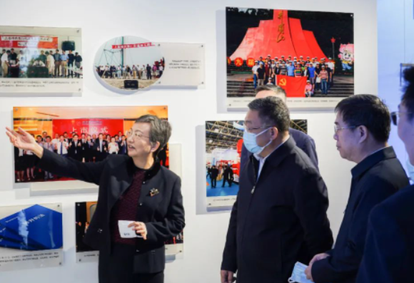 ÖÐʯ»¯¸ß¼¶¸±×ܲÃÁõºê±óÒ»ÐÐÒæÁÙK1ÌåÓýÂÃÐп¼²ì(ͼ5) ÖÐʯ»¯¸ß¼¶¸±×ܲÃÁõºê±óÒ»ÐÐÒæÁÙK1ÌåÓýÂÃÐп¼²ì(ͼ5)