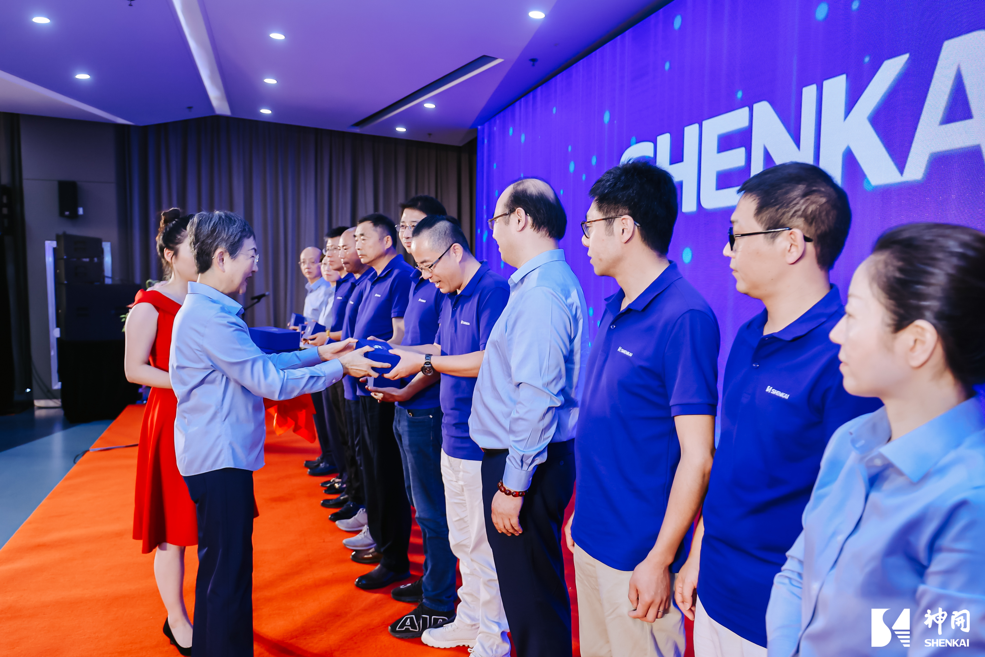 ��ʮ������н����С���K1����������ʮ��������˶�Բ������(ͼ7)