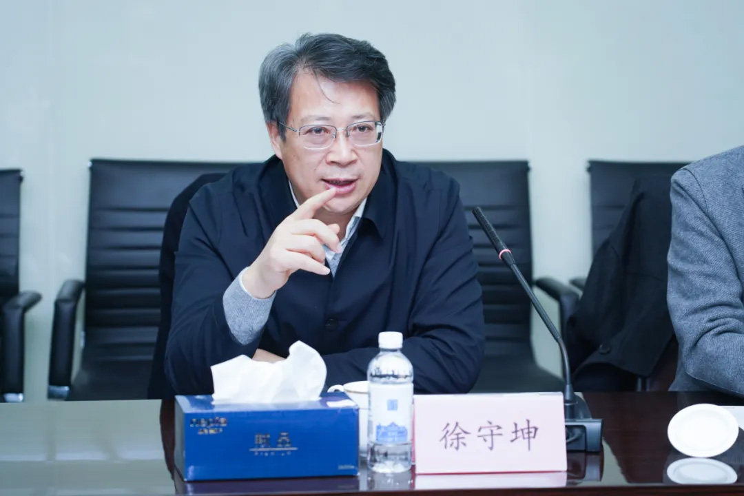 ���ݴ�ѧ��������ǡ��º�ȺУ��һ��ݰ��K1�������п���(ͼ3)