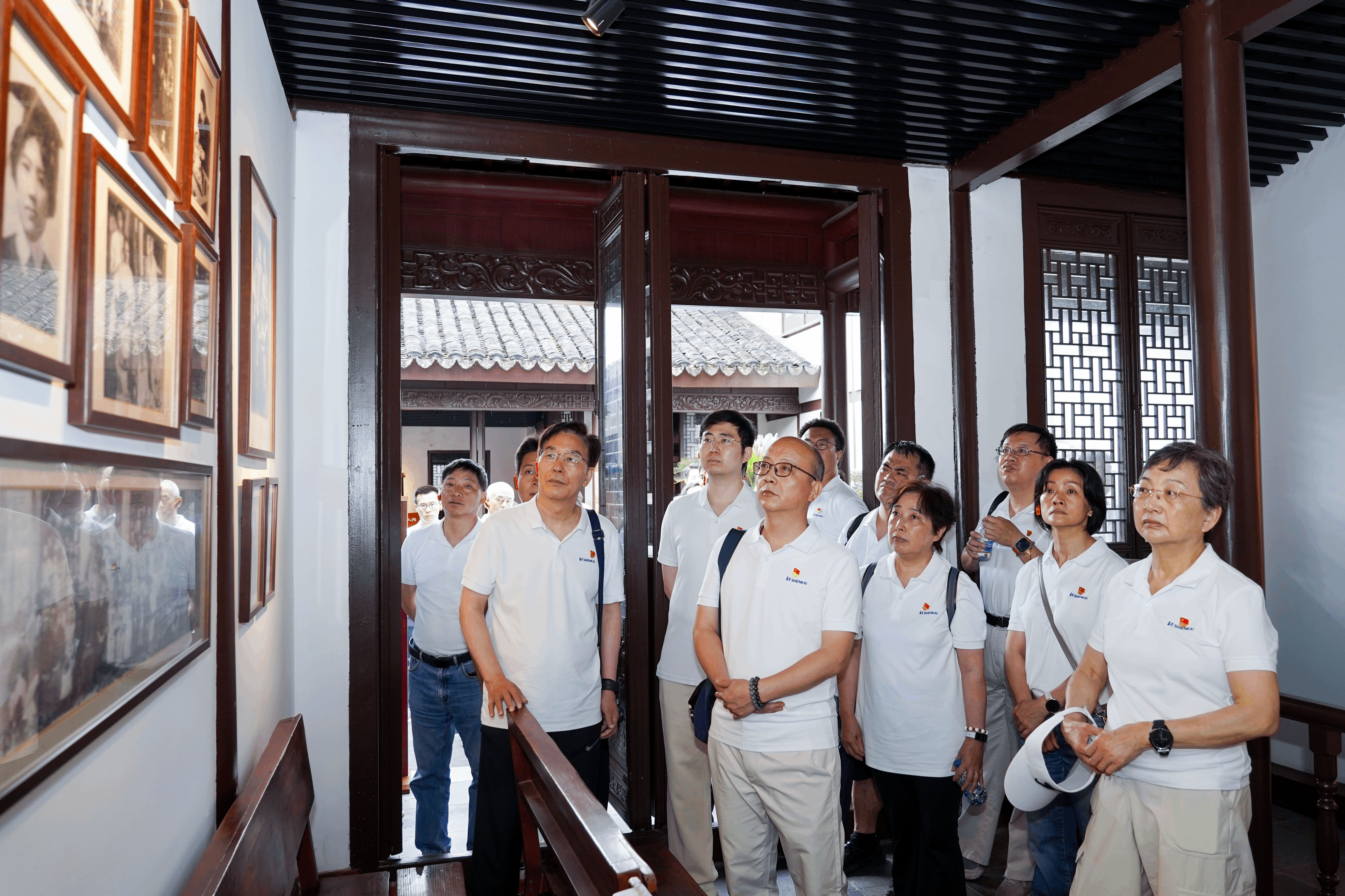 ׷Ѱ�����㼣�����س���ʹ������K1������֯��չ������һ�����⵳���˶�(ͼ3)